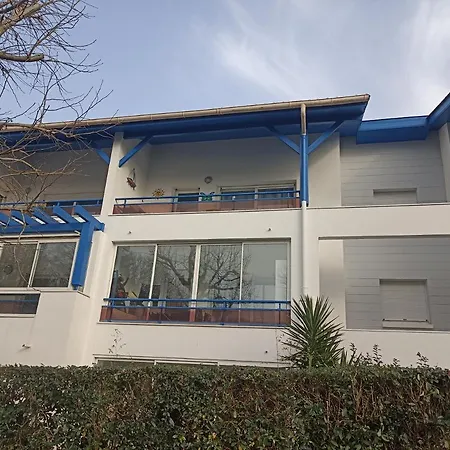 Apartament 3 Pieces De 63m2 Avec Terrasse,parking Et Wifi