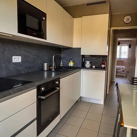 3 Pièces De 63m2 Avec Terrasse,parking Et Wifi Appartamento