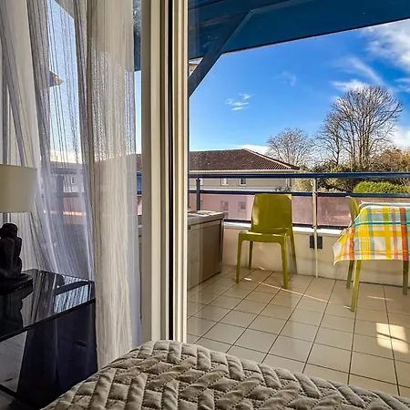 3 Pièces De 63m2 Avec Terrasse,parking Et Wifi Appartamento Bayonne