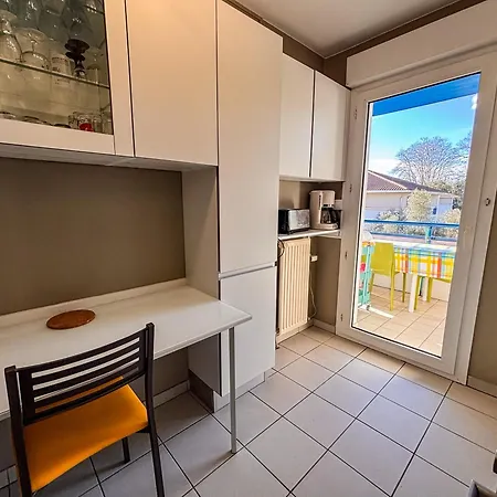 3 Pièces De 63m2 Avec Terrasse,parking Et Wifi