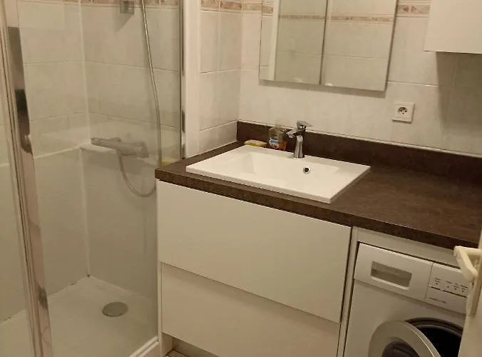 3 Pièces De 63m2 Avec Terrasse,parking Et Wifi Appartamento Bayonne